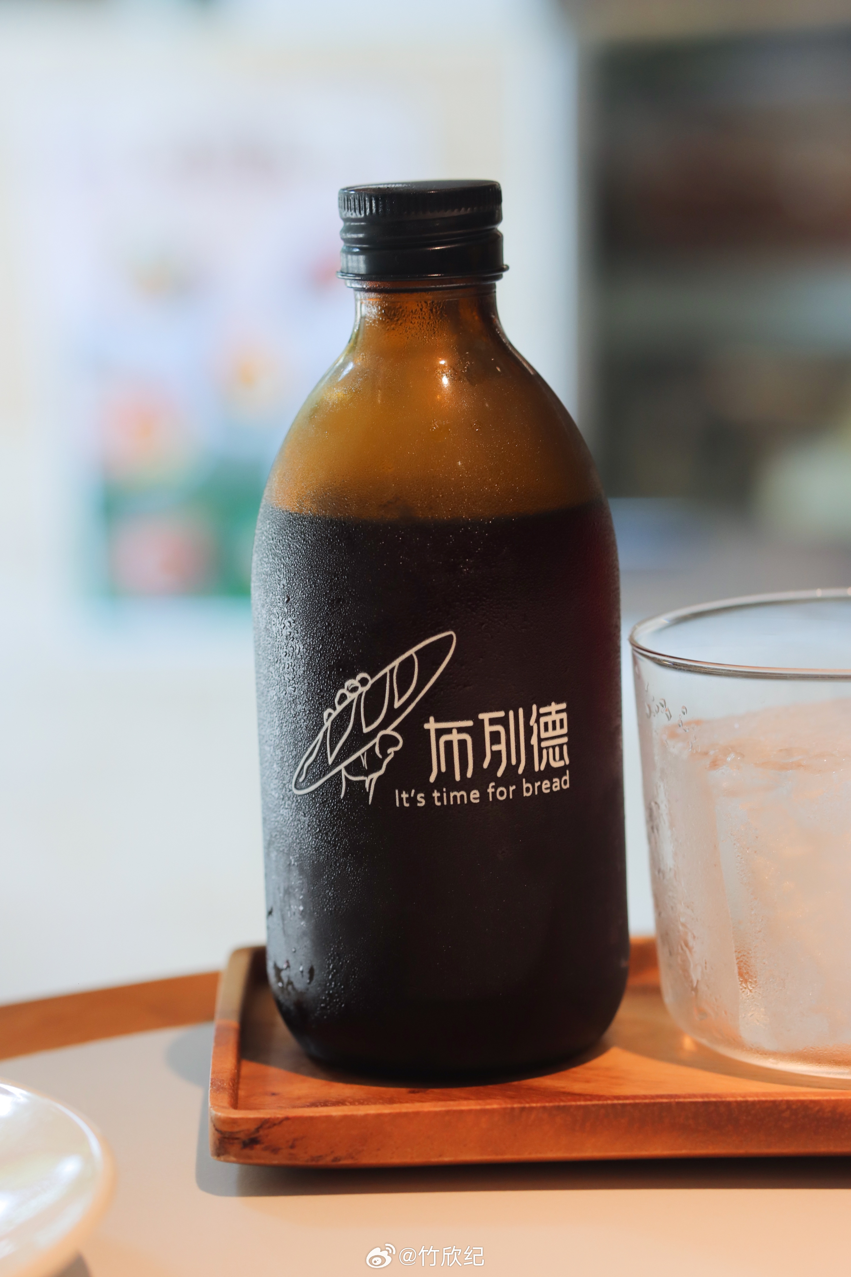 又来吃“小肉山”美式咸牛肉三明治了！不过这次摆盘没有垒成小山丘状看着不显份量[d