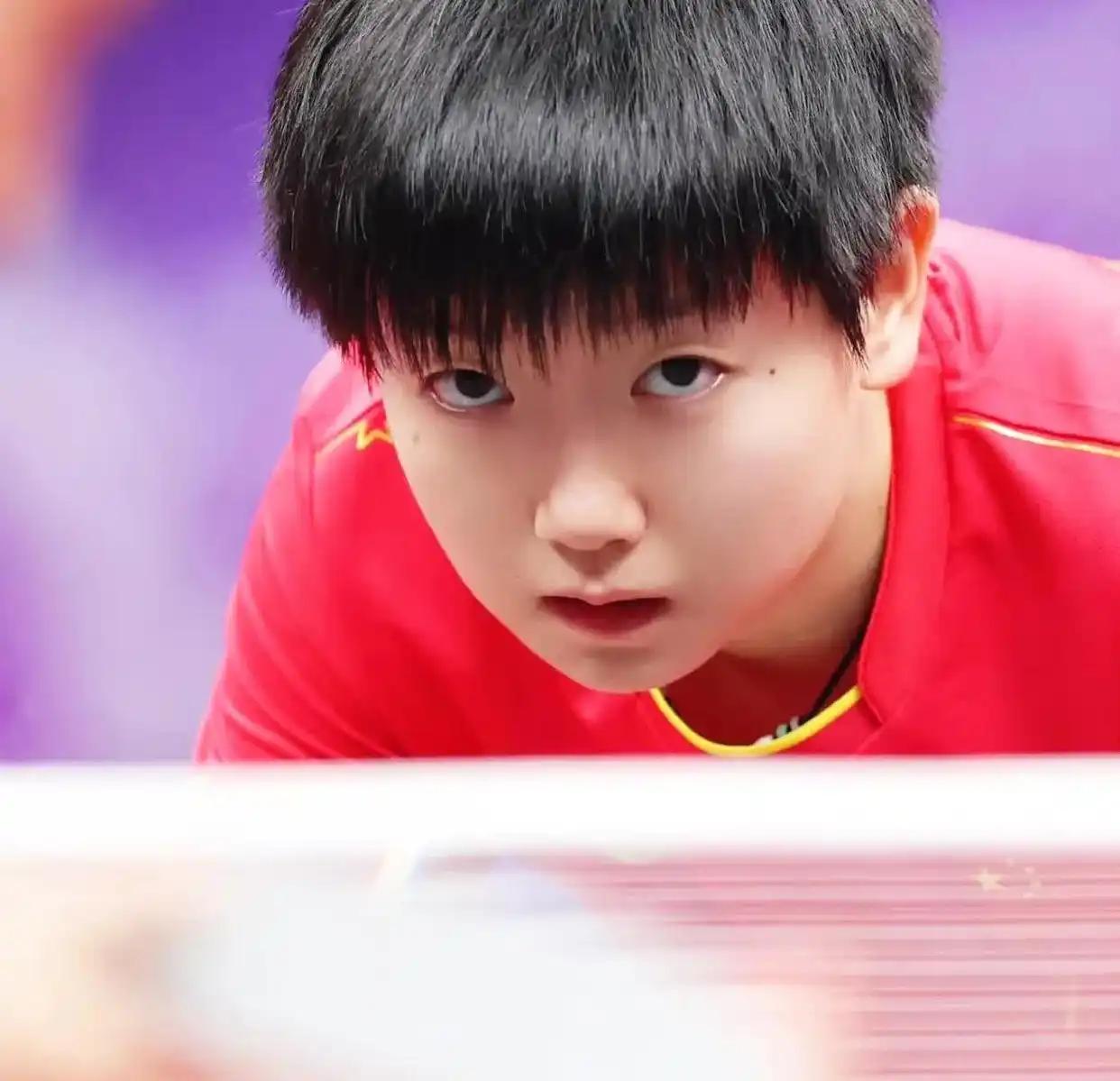 性格决定命运，套用在乒乓球运动上，改为“性格决定成绩”，一样适用。
      