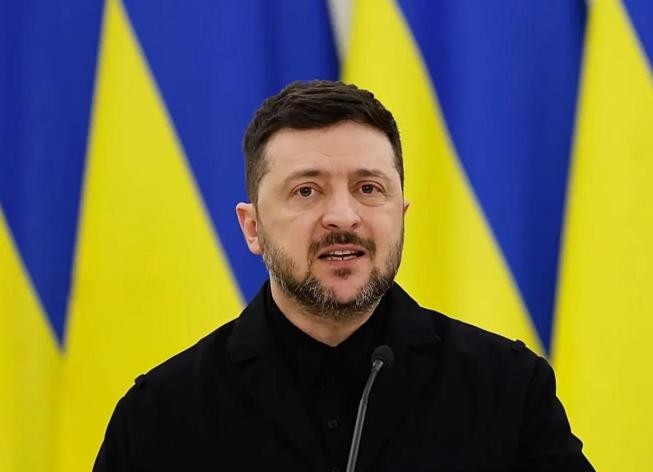 乌克兰总统一句话让网友们炸锅了！

泽连斯基终于松口了。他说乌克兰支持缓和局势，