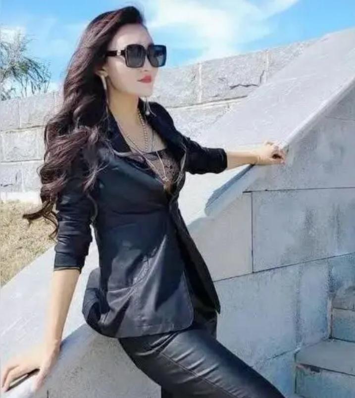 “她坐牢就是十年起，出来都30多岁了。但这1700万元是身家性命，没办法跟债主交