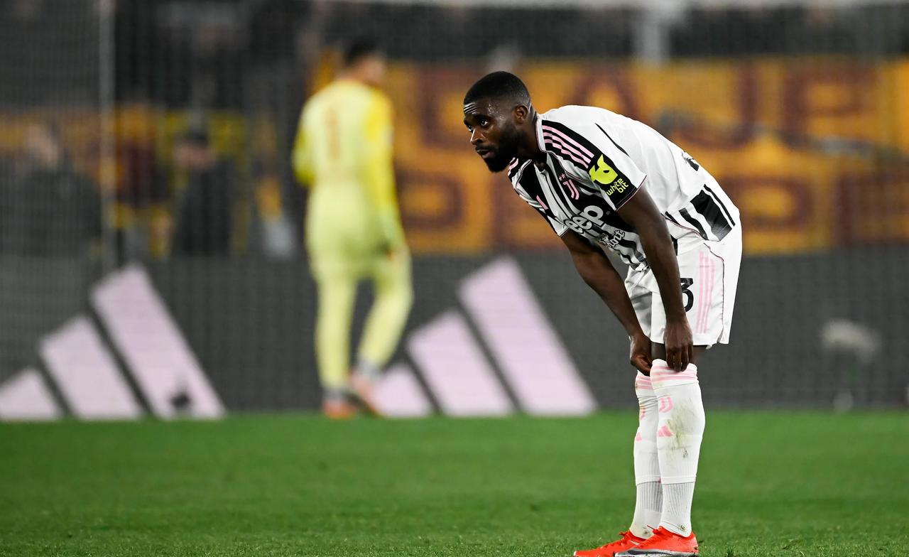 【博加值不值得一个买断？】博加目前是以租借的身份效力于尤文图斯，他的合同中附带低