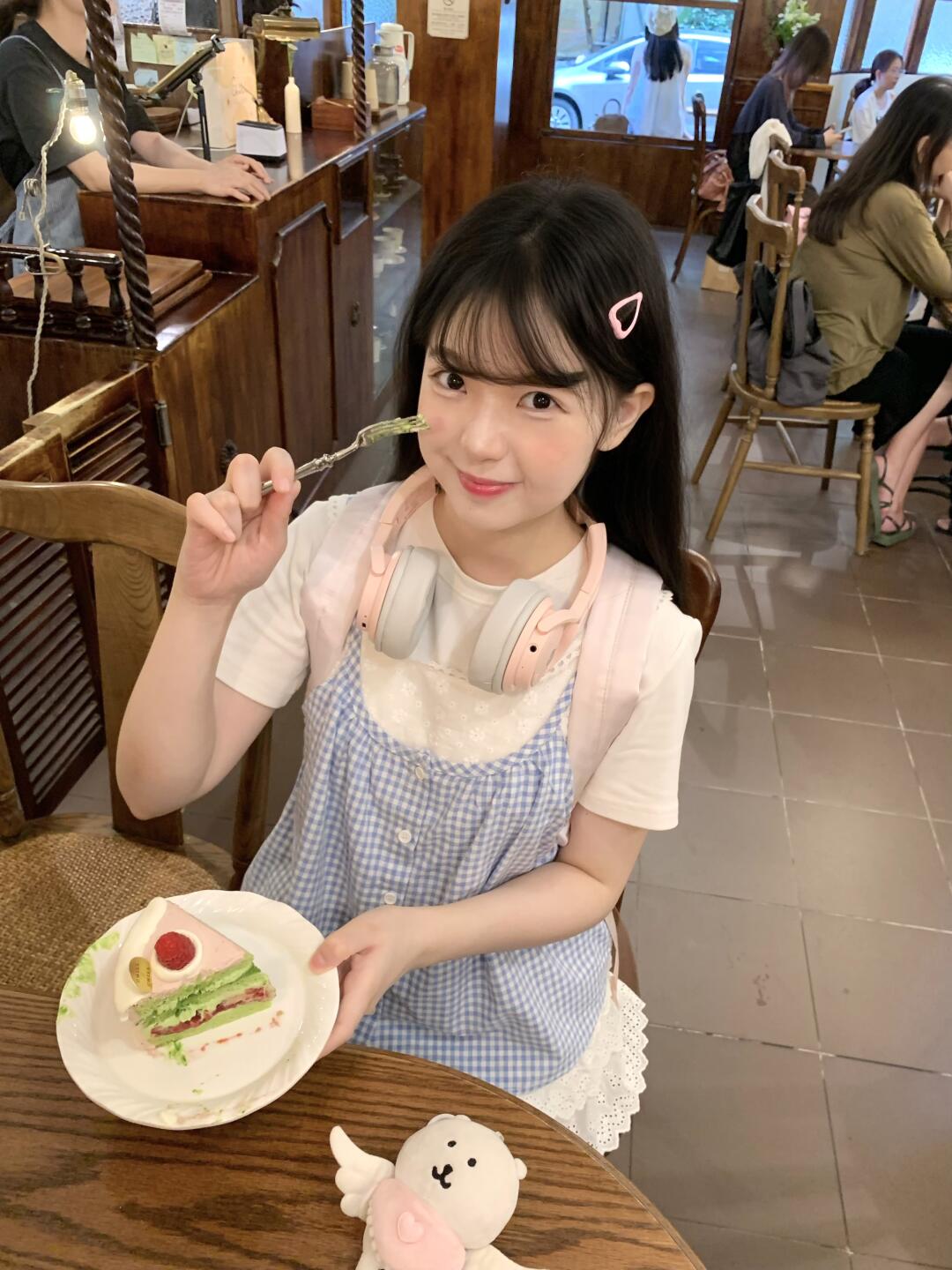 甜甜少女系🐰🎀日常🍰记录可爱的一天💕