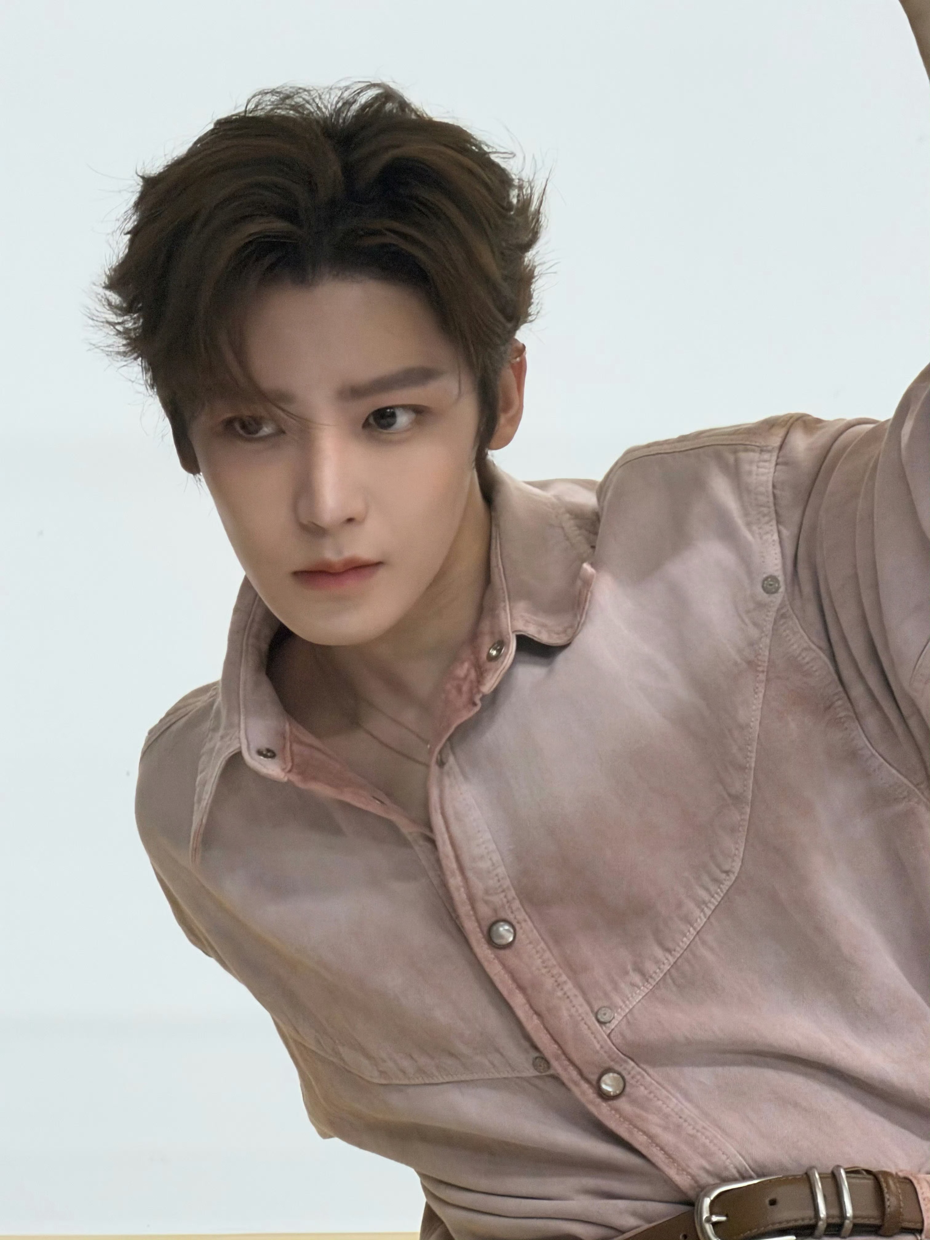 侯明昊 × 今日美肤宝直播活动造型Live photo 侯明昊直播