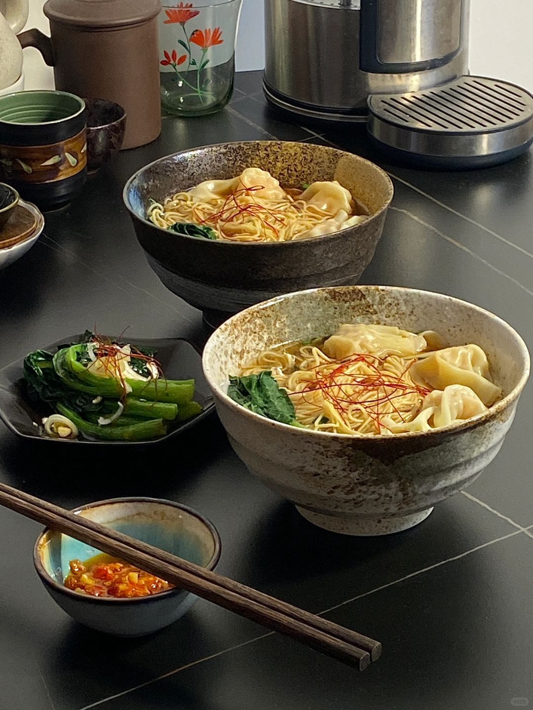 这碗鲜虾云吞面刚好🥢