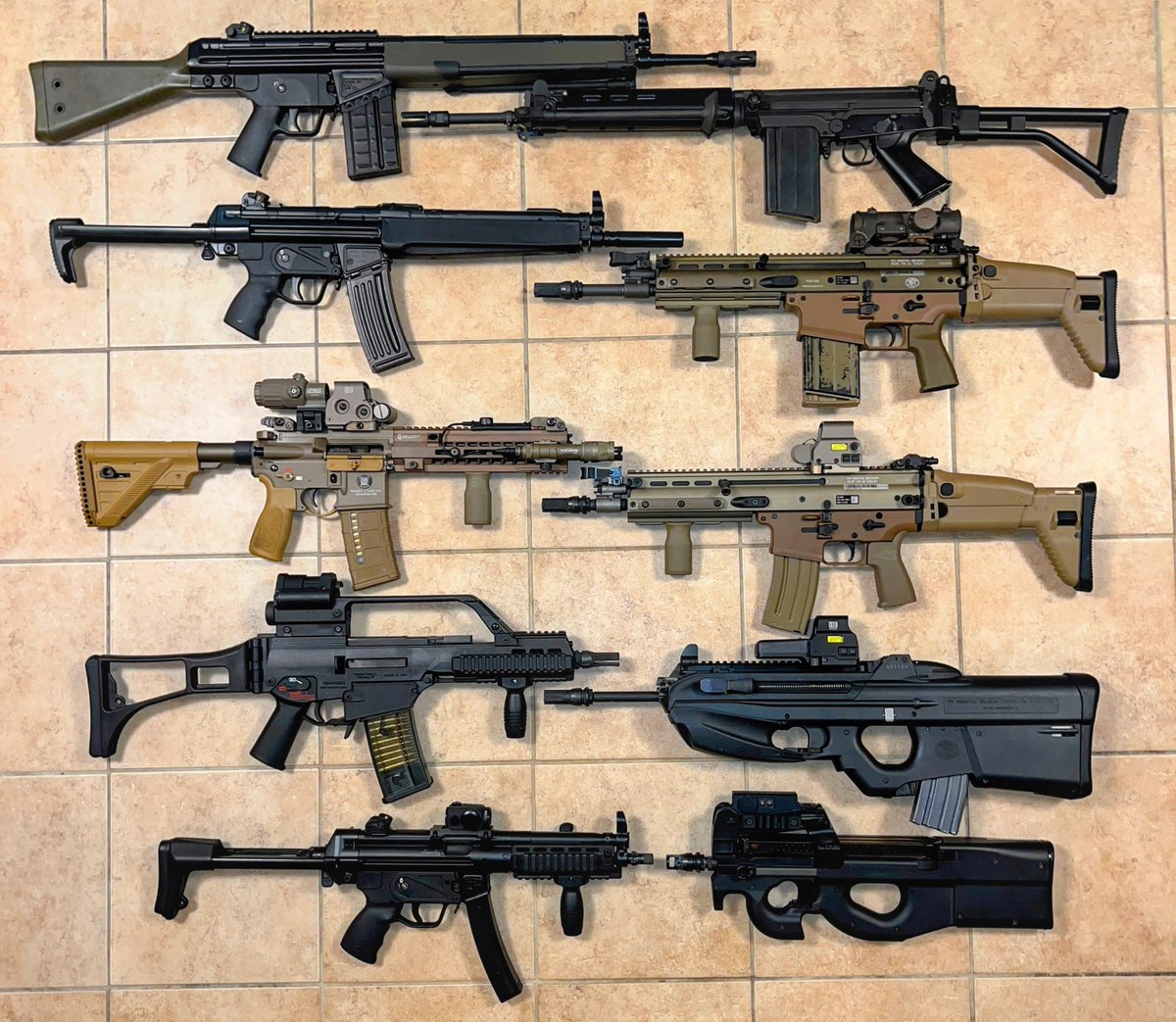 HK VS FN，你喜欢哪家 ​​​