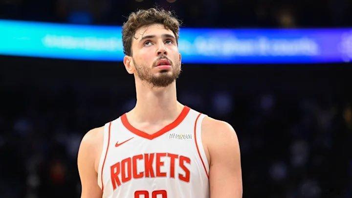 申京本场表现：20分6篮板6助攻2抢断1盖帽投篮12中8正负值+30 👀👀出