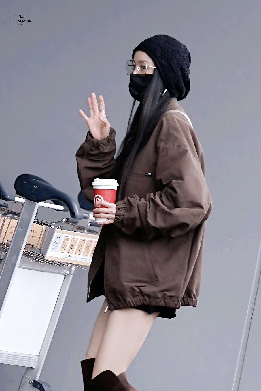 杨幂 地表最强166.5过膝靴的神来了 ​​​