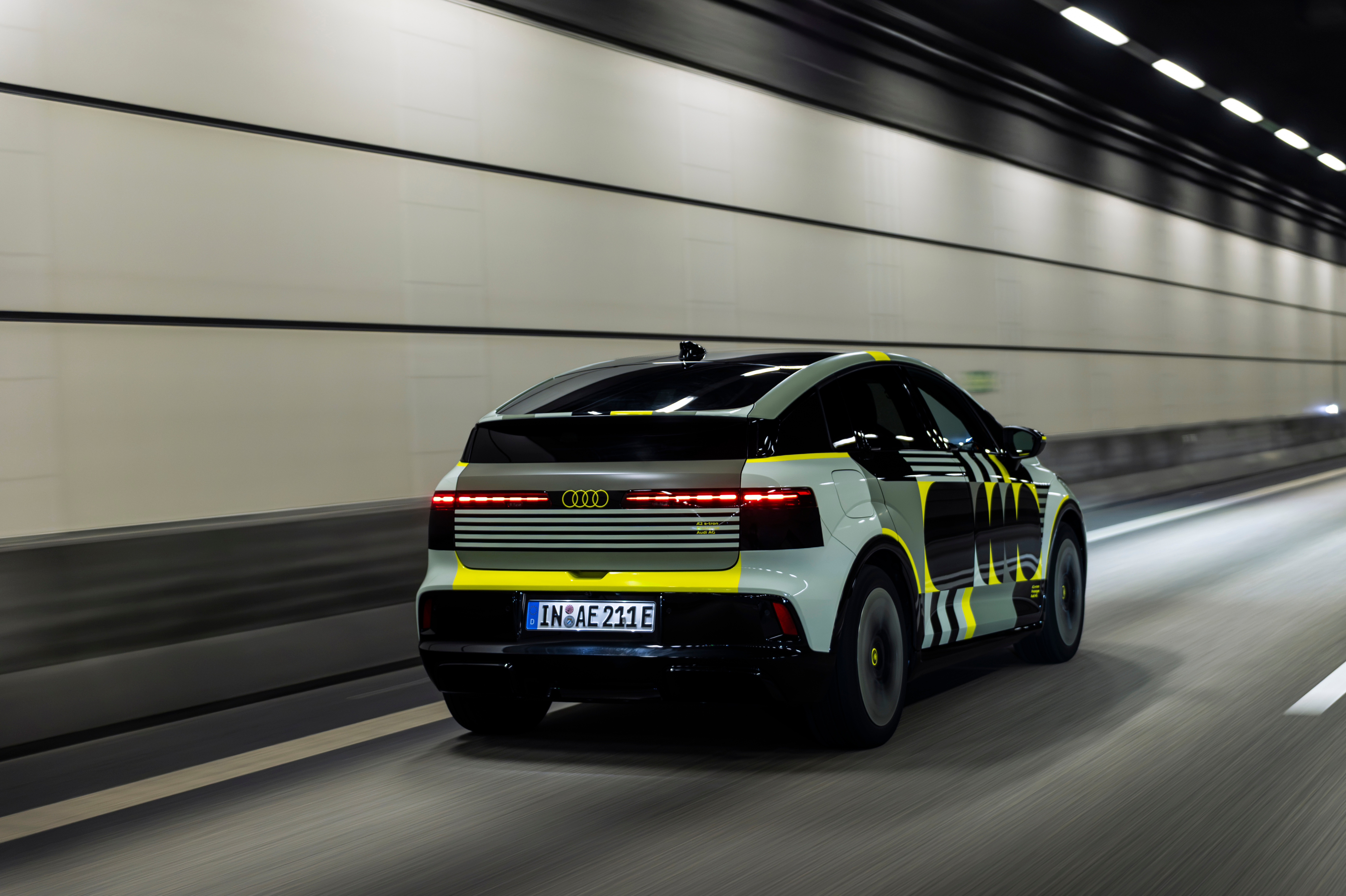 奥迪A2 e-tron prototype，电动小车代步是真的爽，纯电A2可以看