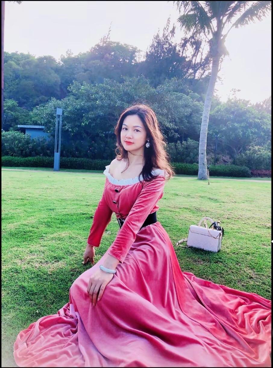 你曾经最要好的朋友，曾经出现在你的生命里，现在还在你的生活里吗？外拍  穿搭