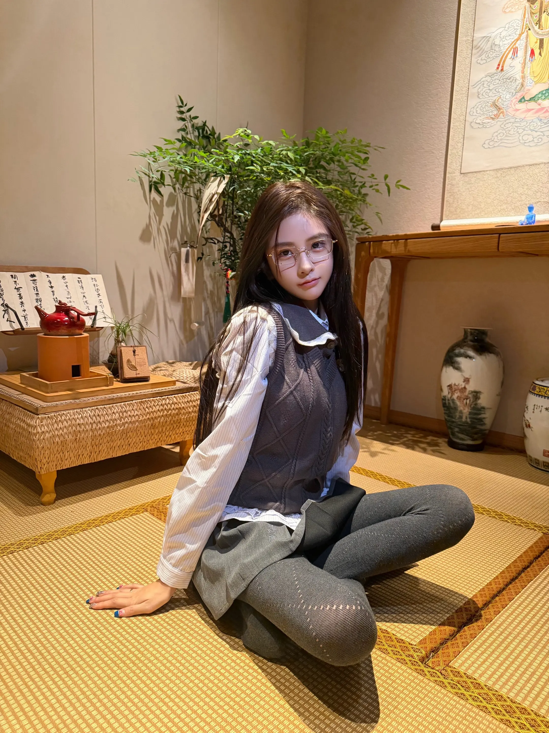 像大人一样的工作 又像小孩一样的生活 却不像大人那样成熟 又不能像小孩那样快乐