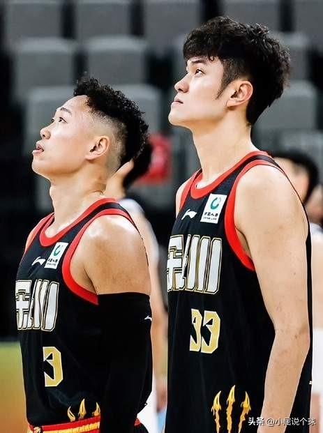 CBA国内现役第一小前锋是谁？贺希宁，本赛季贺希宁场均可以得到19.4分5.1篮