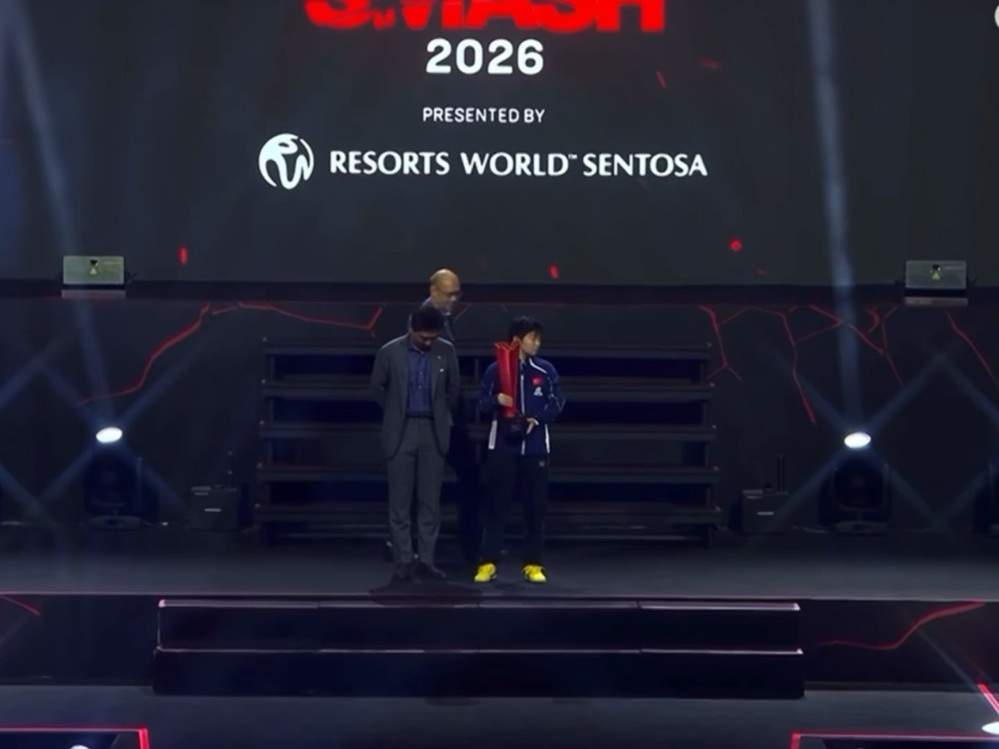 玉米七小莎拿大大奖杯和大大影📸 