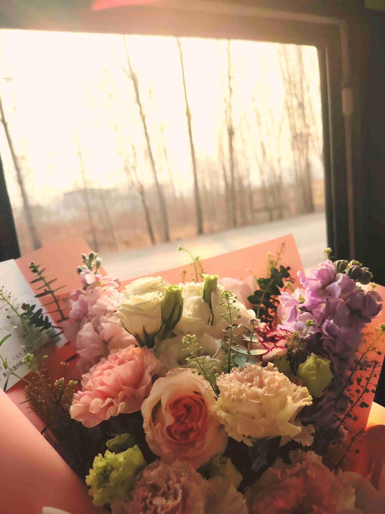 我的今日状态：😁轻松愉快
我这里的天气：☀️晴天