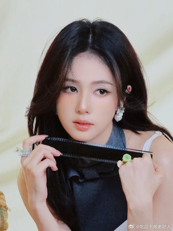 白鹿白色蕾丝头巾白鹿栀子花少女 栀子花少女好美好清新，头巾很加分。 ​​​