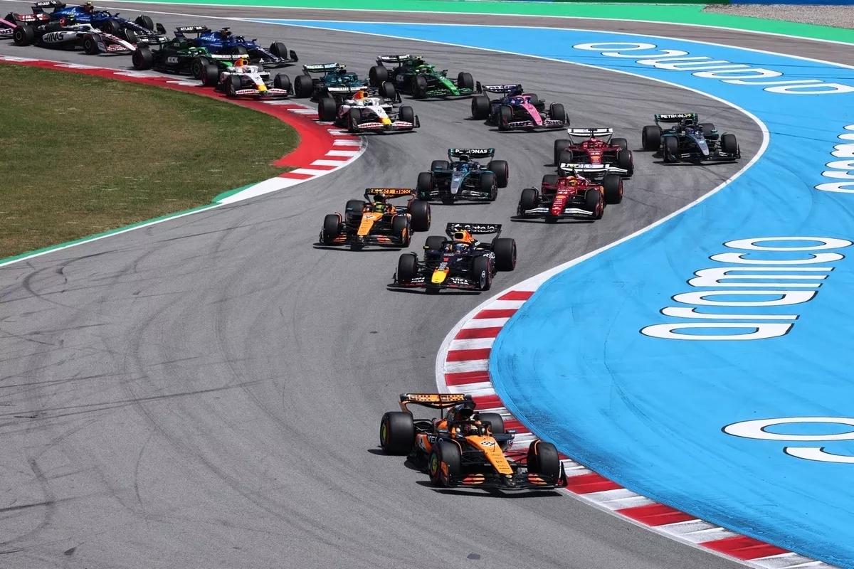 F1 - 英国站专属技术解析！2026史诗级新规遇上银石高速赛道有多离谱。
很多