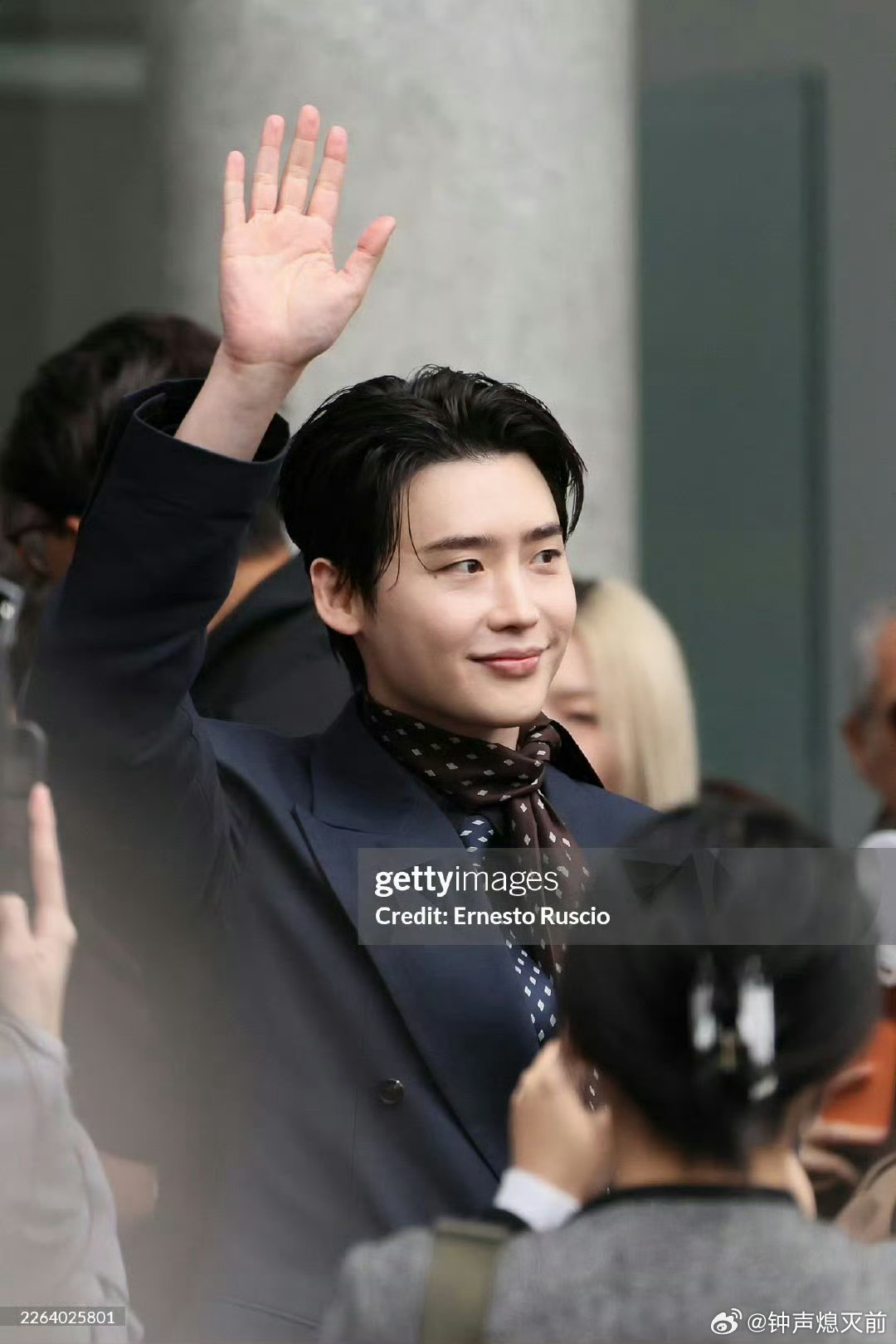 是肿了还是胖了🙏哥我刚夸你回春了你咋这样 