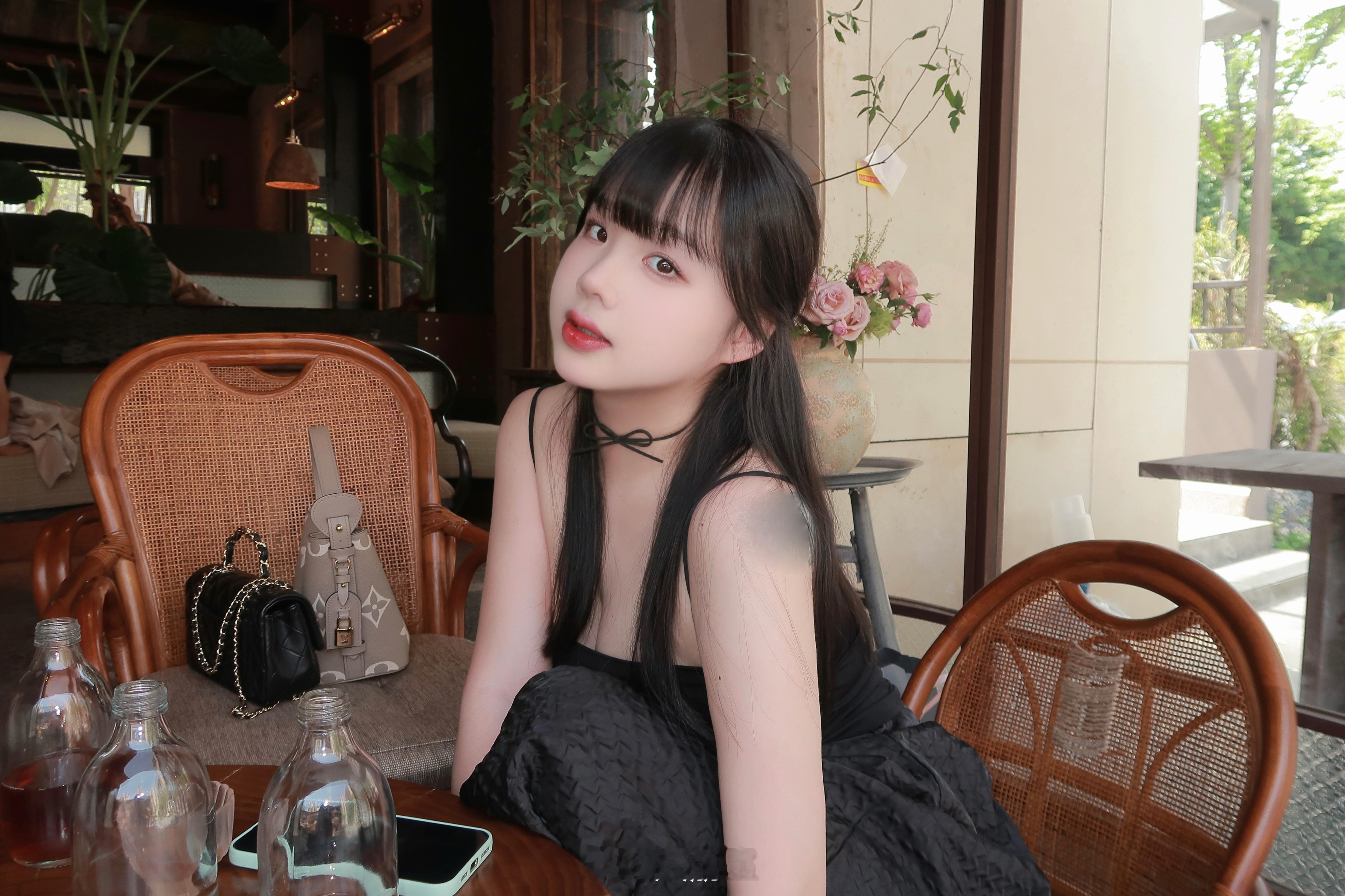 我们的生命 是一万次的春和景明  ​​​