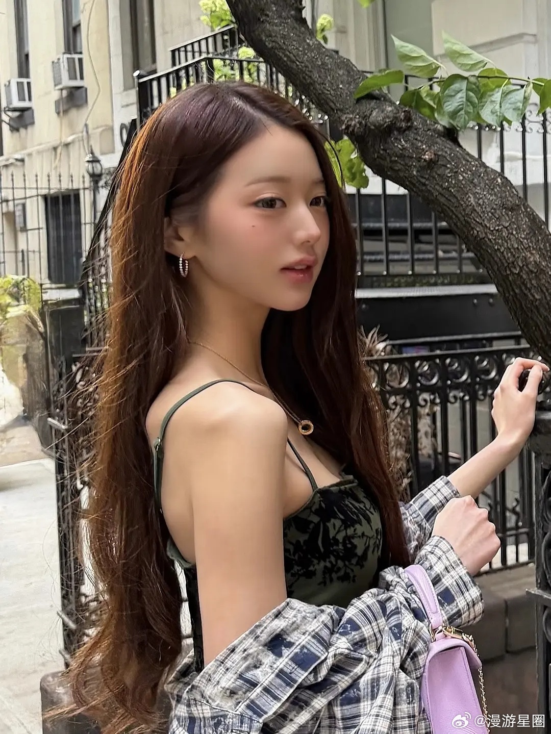 张元英怎么变丑了 