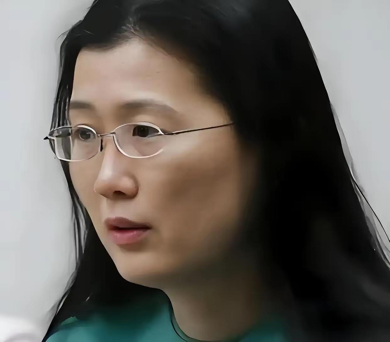 北大才女潜伏顶级药企十年，用剧毒铊慢慢“熬”死清华丈夫，连孩子的单程机票都提前订