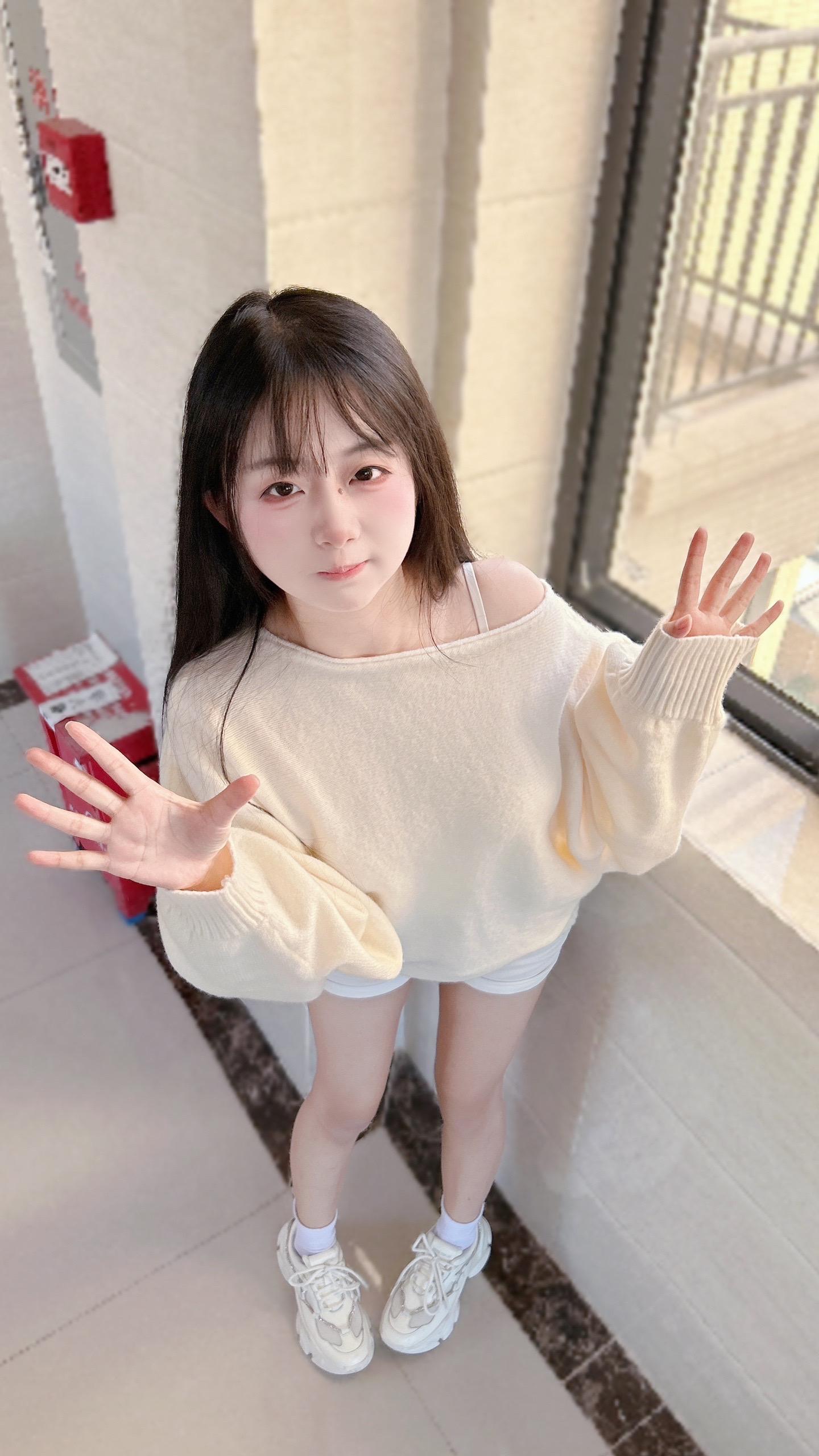 上衣→李一一欧美