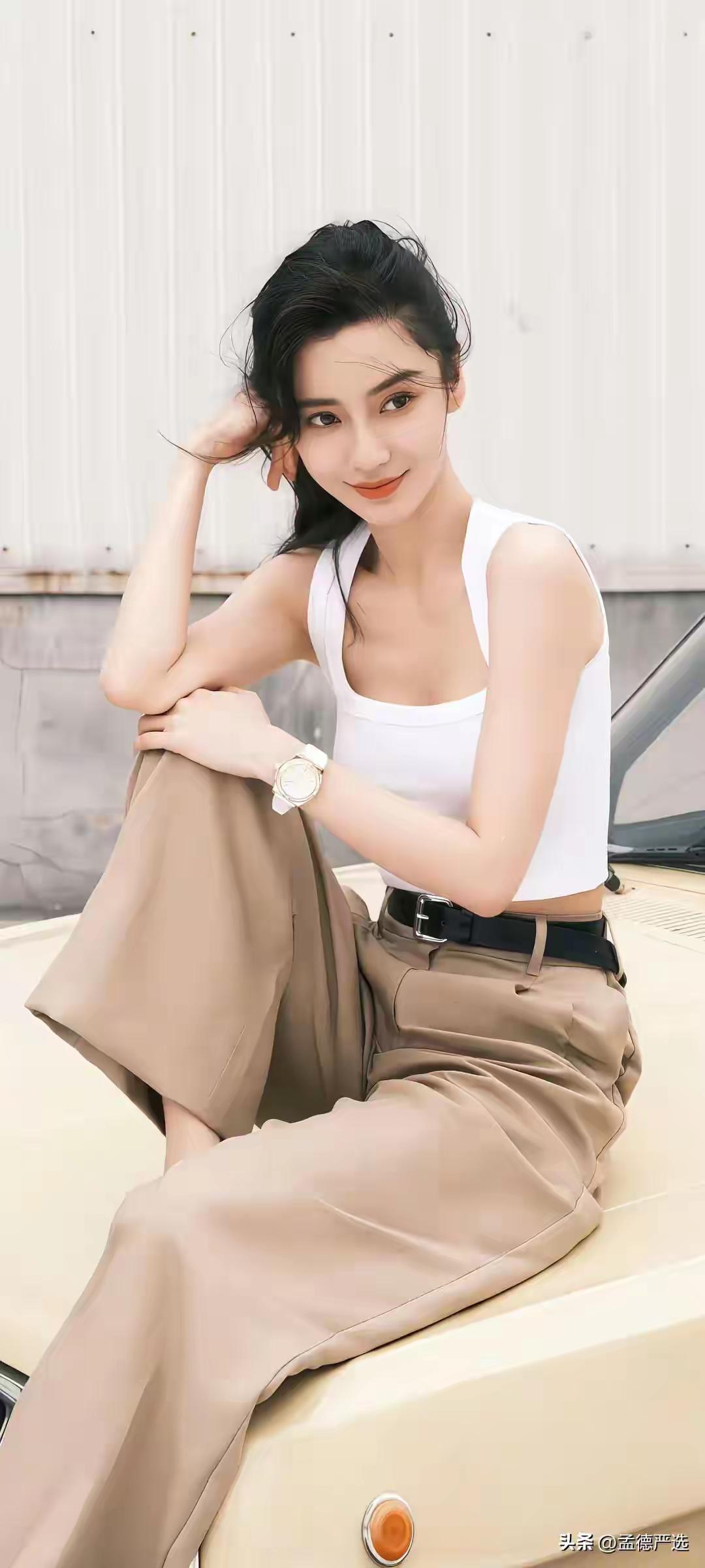 杨颖全新猛士M817探享新境界