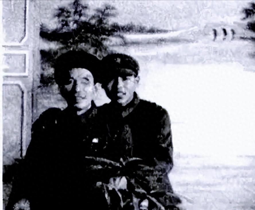 1965年汪东兴向守门老兵敬礼，主席为其调岗屡遭拒绝，这背后发生了怎样的故事？