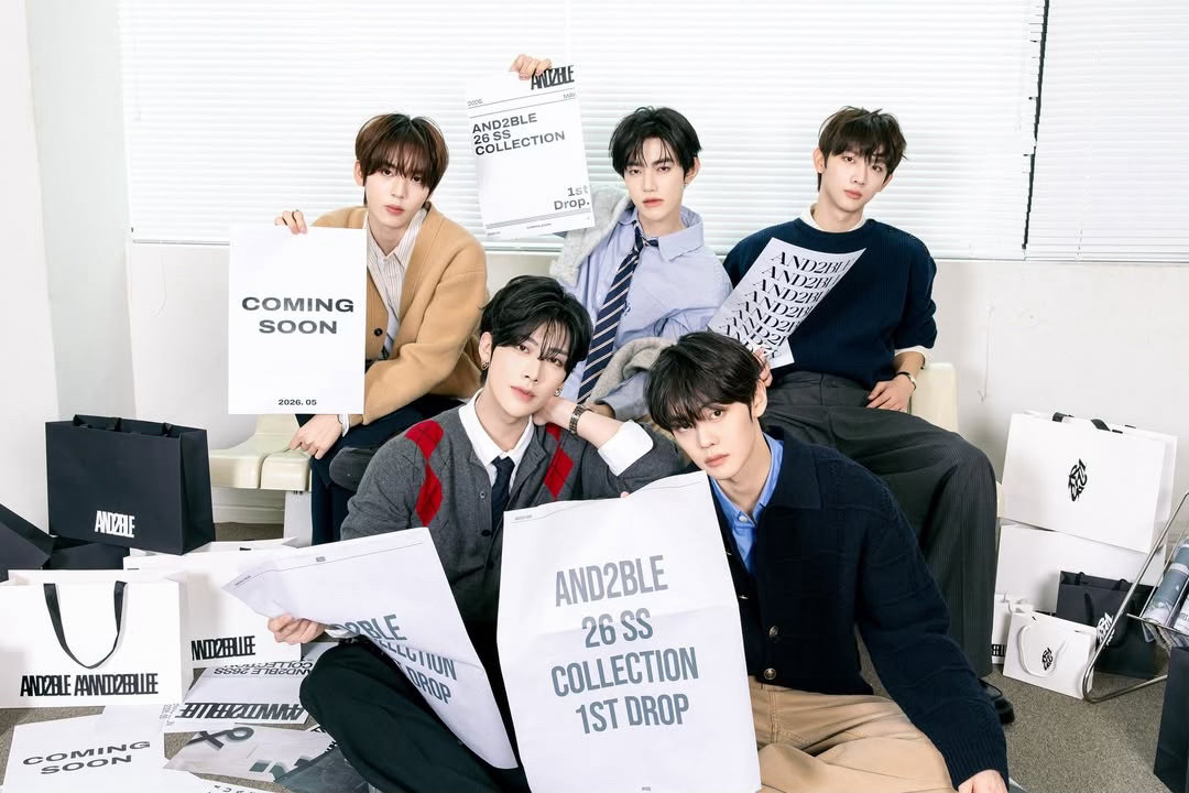 乐华新男团AND2BLE公式照公开📸AND2BLE 26SS COLLECTI