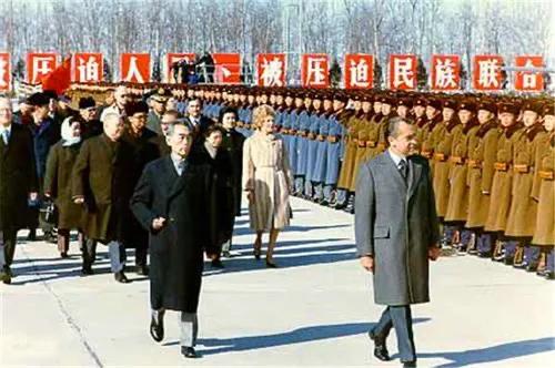 我也是刚看到。
1972年，美国总统尼克松破冰访问第三世界的中华人民共和国🇨?