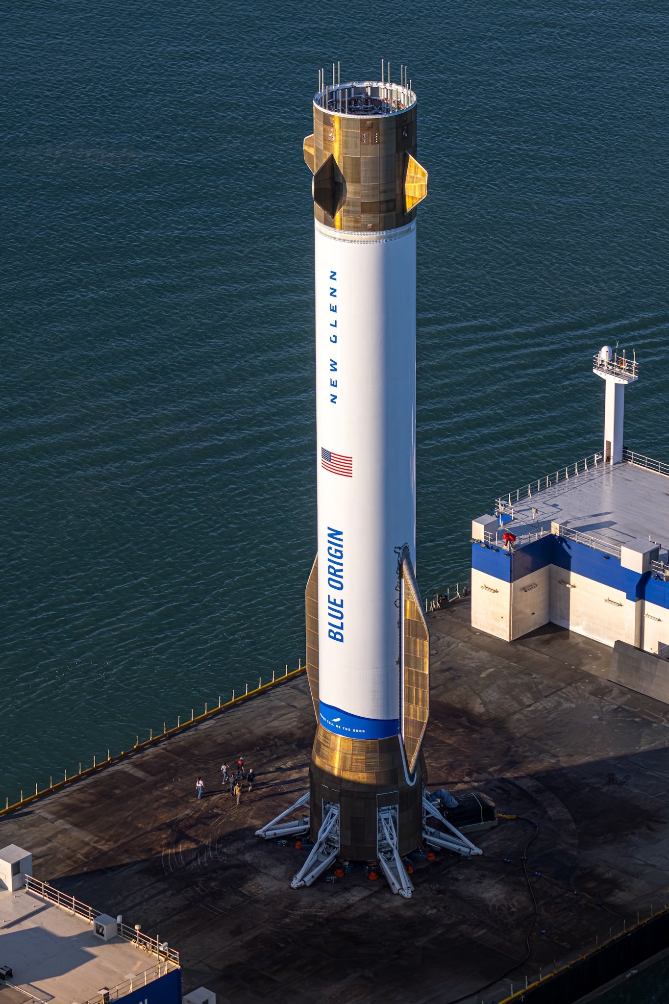 蓝色起源“新格伦”可重复使用火箭助推器实现首次复用回收成功4月19日，蓝色起源公