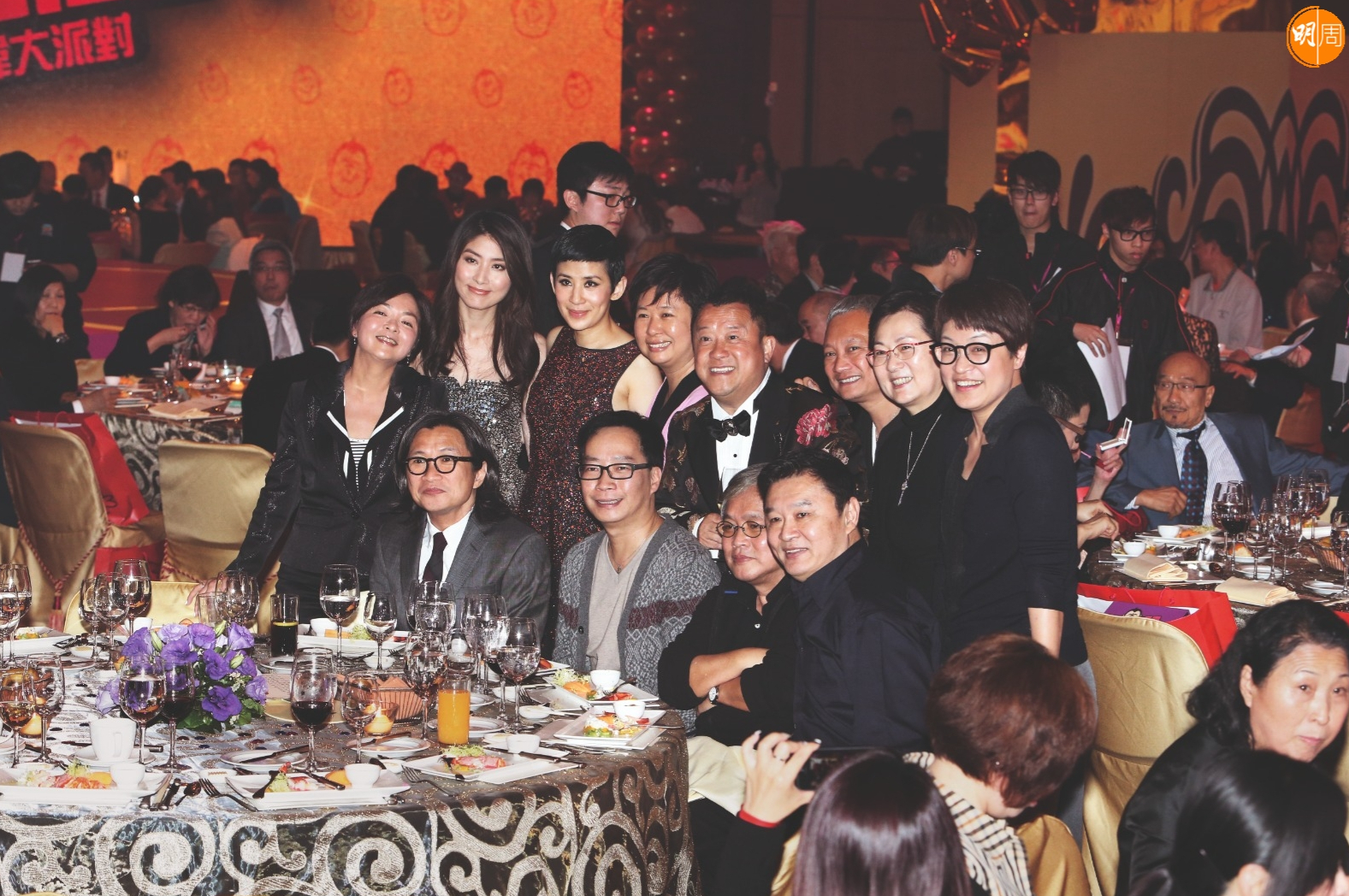 2013年，曾志伟60大寿，香港大半个娱乐圈的人都去了。 