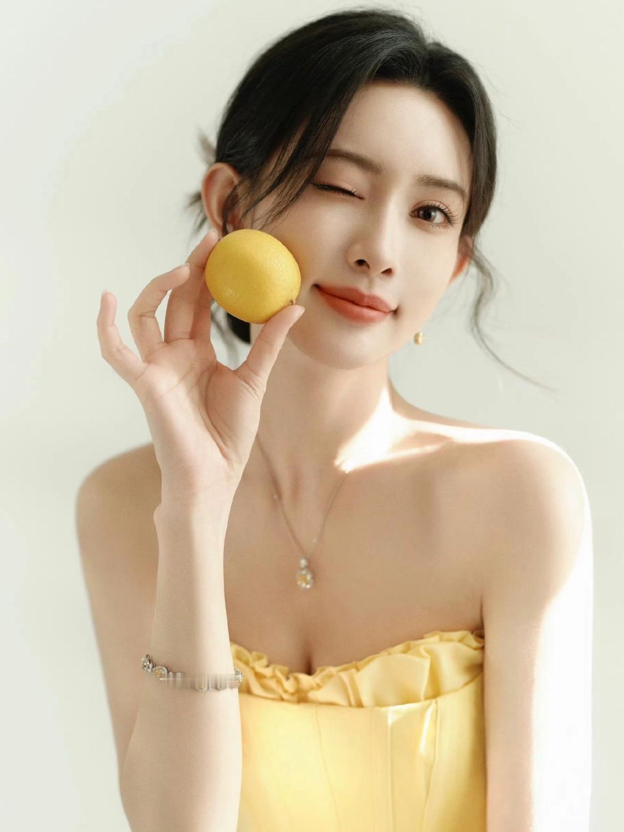 孟子义  624小柠檬🍋指路⬇️10:00  双人拍立得13:41  无尽夏官