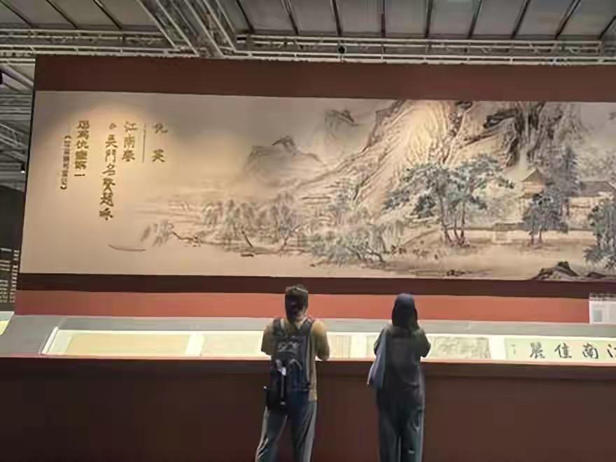 南博前院长卖惨12小时就翻车，这操作比国宝失踪更让人膈应！
 
无偿捐赠的仇英《