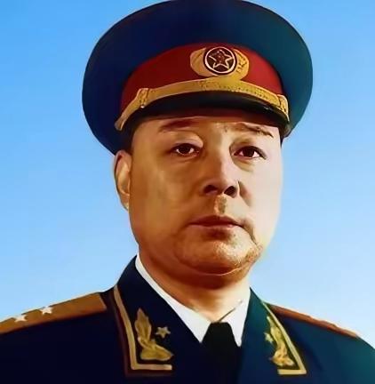 1939年，24岁的八路军副旅长王尚荣托战友去提亲。谁知，当副旅长去找女排长时，