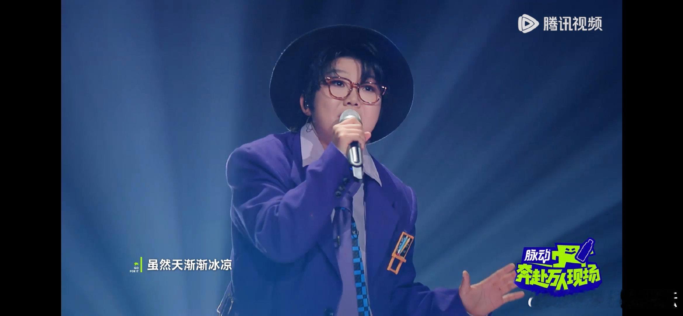 #她没能原谅她失去她的形状#王靖雯这样的歌词也是充满了浓浓的故事，所有的人都是希