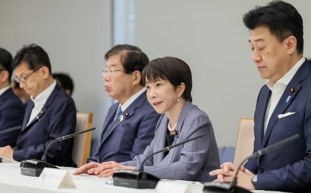 中国愿帮助，日本沸腾了。7月29日，日本终于等来了中国的回应。
7月28日16时