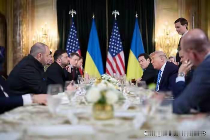 美乌90%和平协议落地！普京划红线，死结咋解？
 
2025年12月28日，特朗