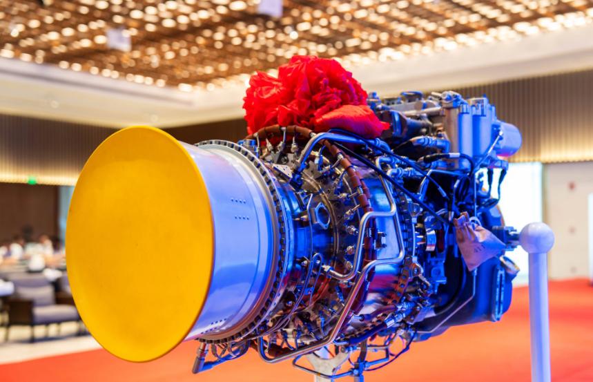 中国的航空发动机现在是什么水平？
 
航发这东西就是这样，只要过了这个坎，后面就