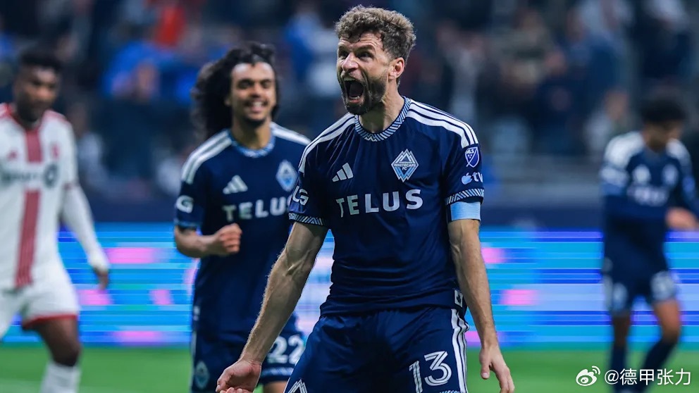 二娃梅开二度，温哥华白浪在美职联的第二场比赛继续取得胜利，3比0战胜多伦多。 