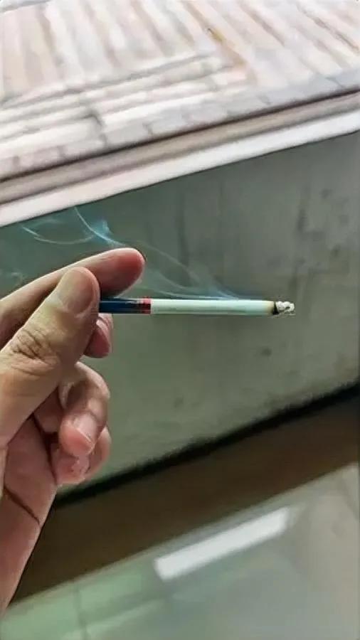 我做建材生意17年

没翻过一次车

好多同行追着问我有啥诀窍。

说真的哪有什