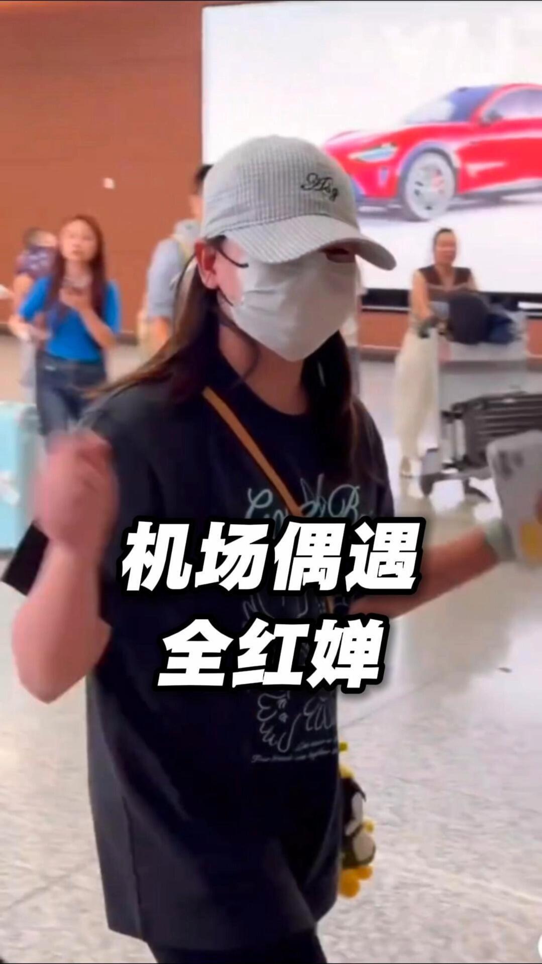 全红婵真的瘦了，去成都玩耍了，高高兴兴的去，平平安安的回来！
看了跳舞的分享，她