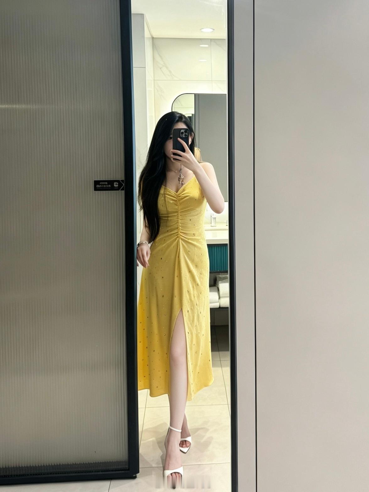 中秋快乐！评论揪6位铁粉宝宝，安排节日红包🧧！今晚开快来接一份中秋好运～   