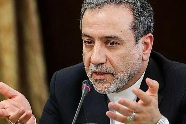 最诡异外交表态！
伊朗外长ABC采访藏3大悬念。
 
哈梅内伊遇袭身亡后，伊朗外