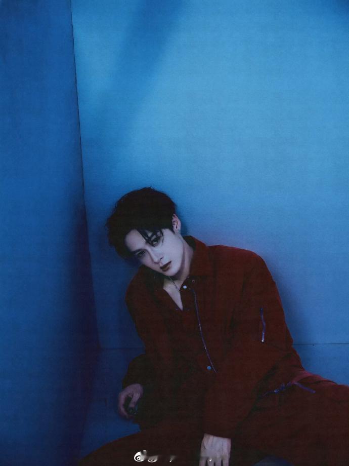 檀健次、李昀锐、刘雨昕、陈都灵、刘宇宁、白鹿、卢昱晓、邓恩熙、孟子义等明星跨年出