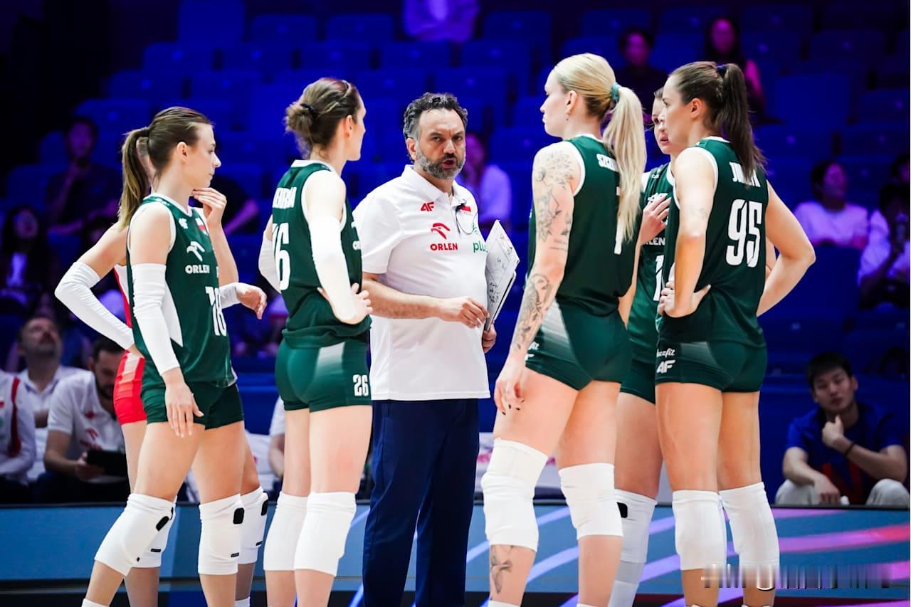 2026 女排世联赛（VNL）第三天：斯拉夫德比：南斯拉夫人、塞铁的球队五局大战