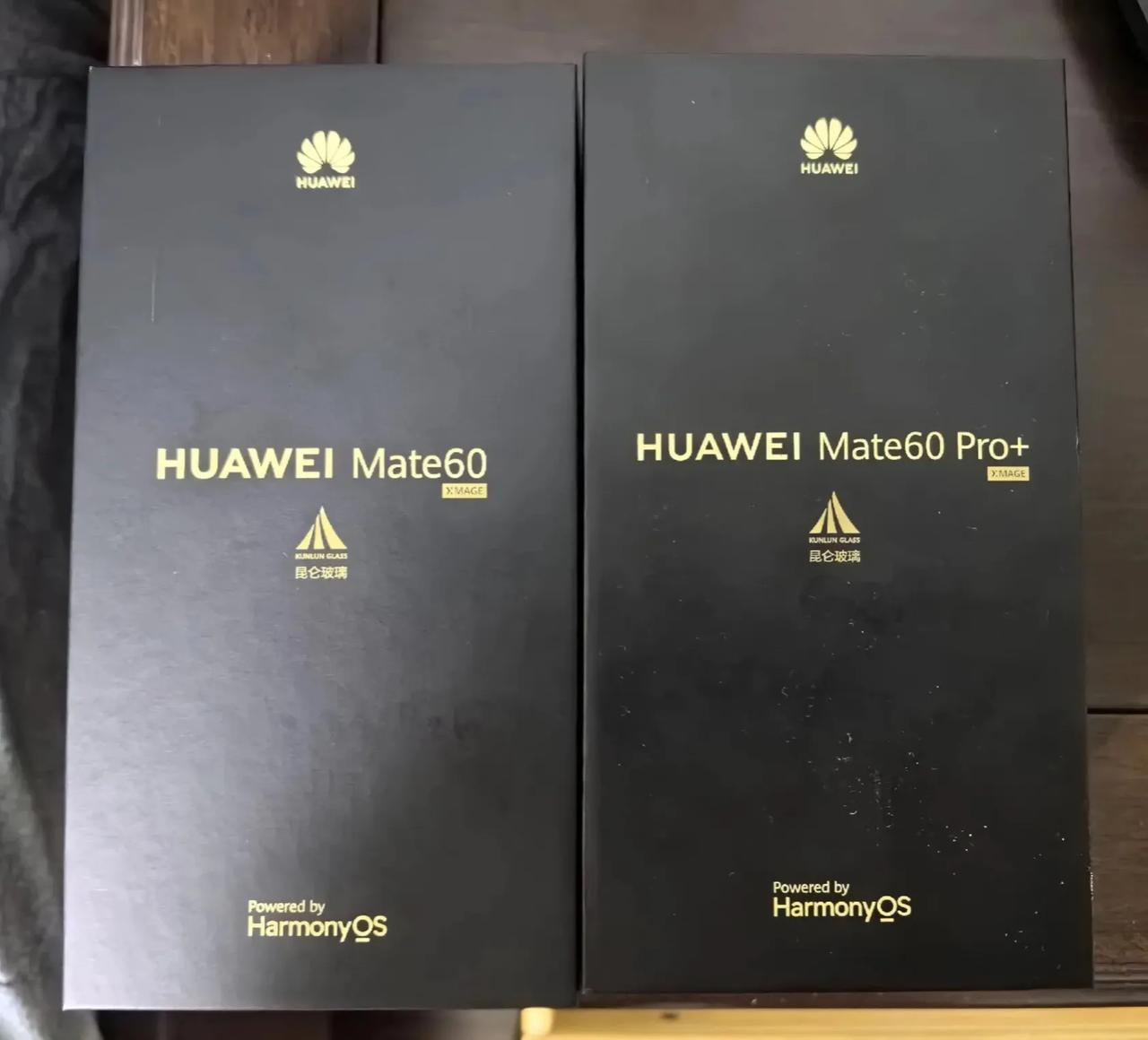 听劝，有钱闭眼上mate60pro➕，三个理由看完秒懂：

1.mate60pr