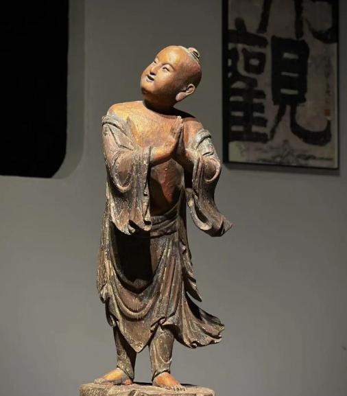 1957 年，一件被誉为中国 “善财童子” 的珍贵古代文物流失海外，落入美国收藏