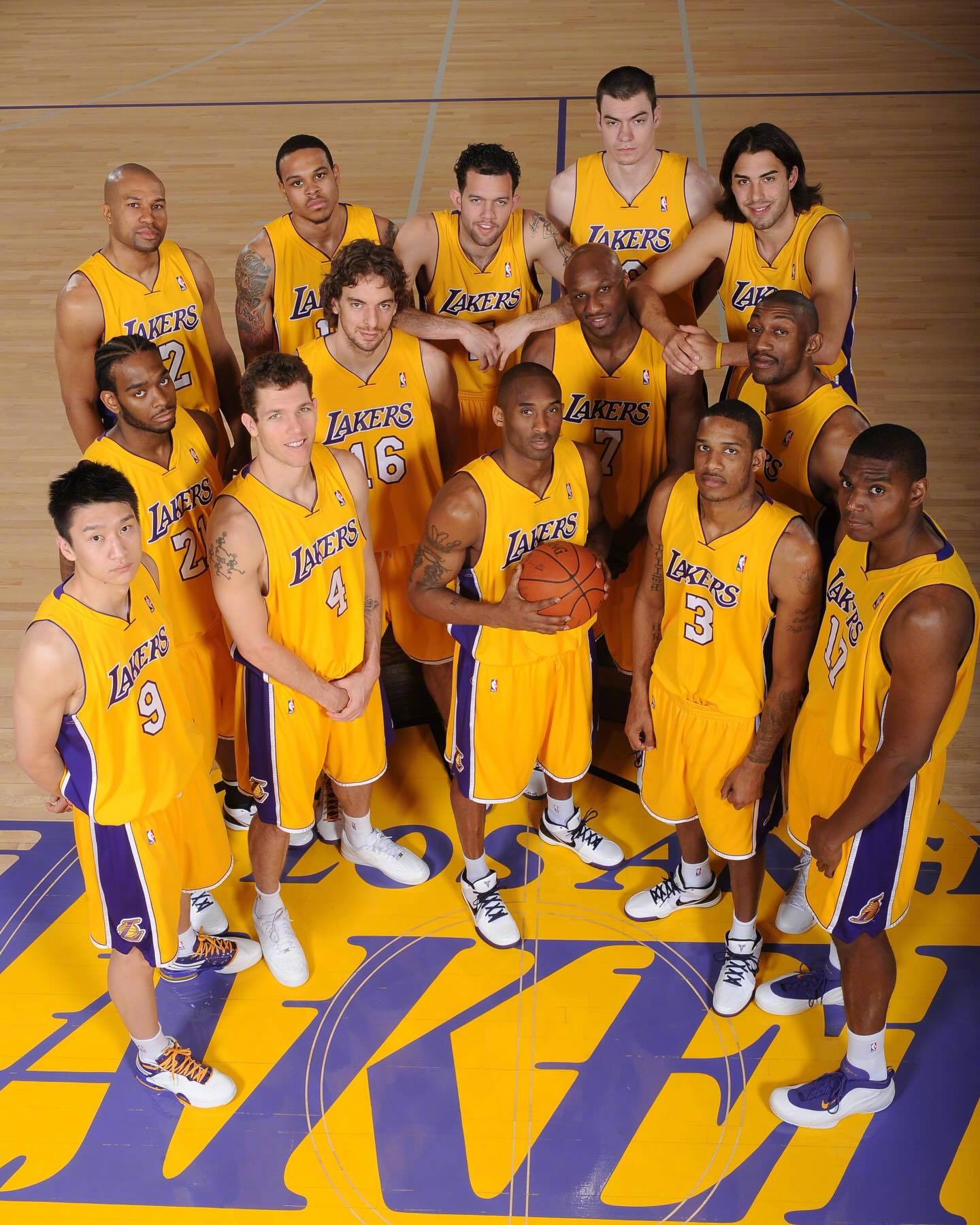 当年这支湖人，你能都叫出名字吗？刚看球那会，联盟现役的400多人，往前几年在联盟