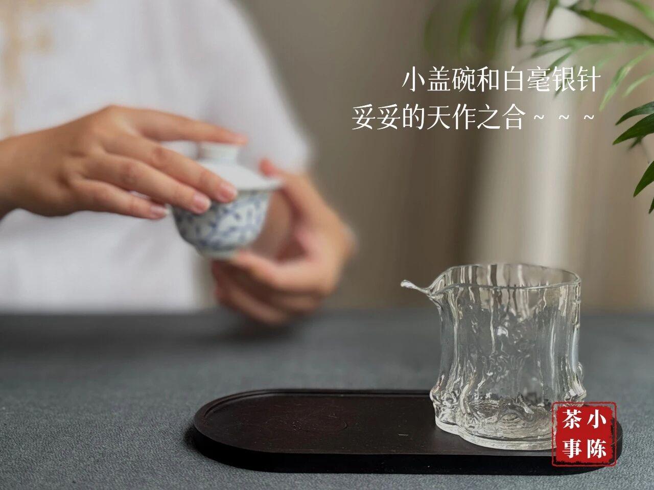 茶老板说的“成本价卖你”，有什么猫腻？
里面的门道太多了！
商家卖茶，哪有赔本赚