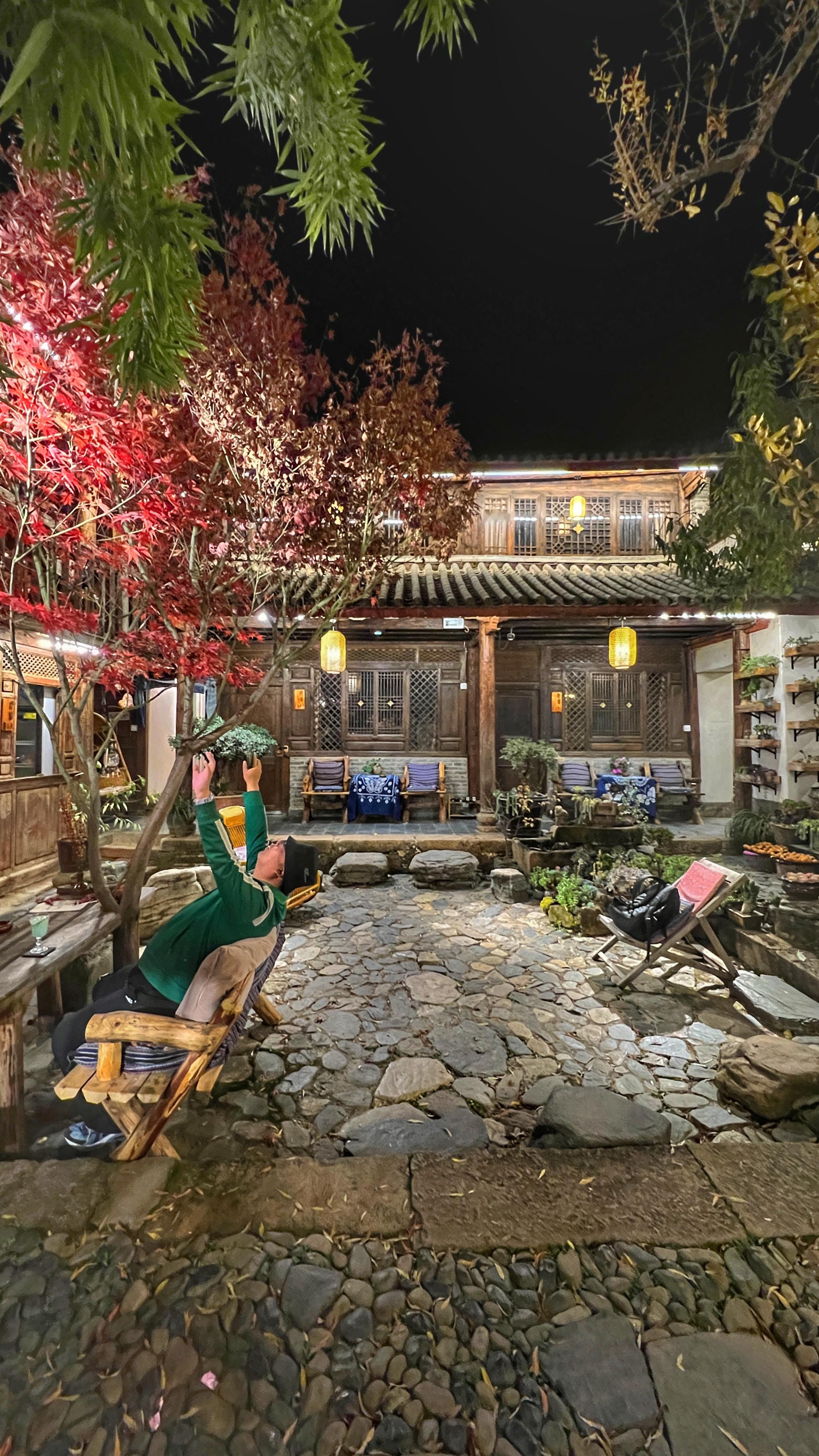 丽江 拉市海 香格里拉 沙溪 大理洱海七天D1抵达丽江三义机场 接机送到客栈 随