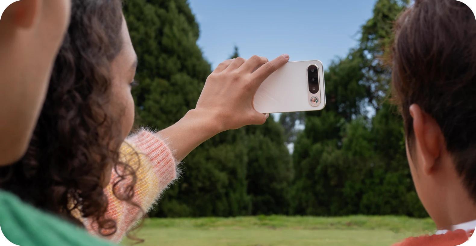 继真我16、16 Pro、16 Pro+之后，真我还有款16T的型号获得了NBT